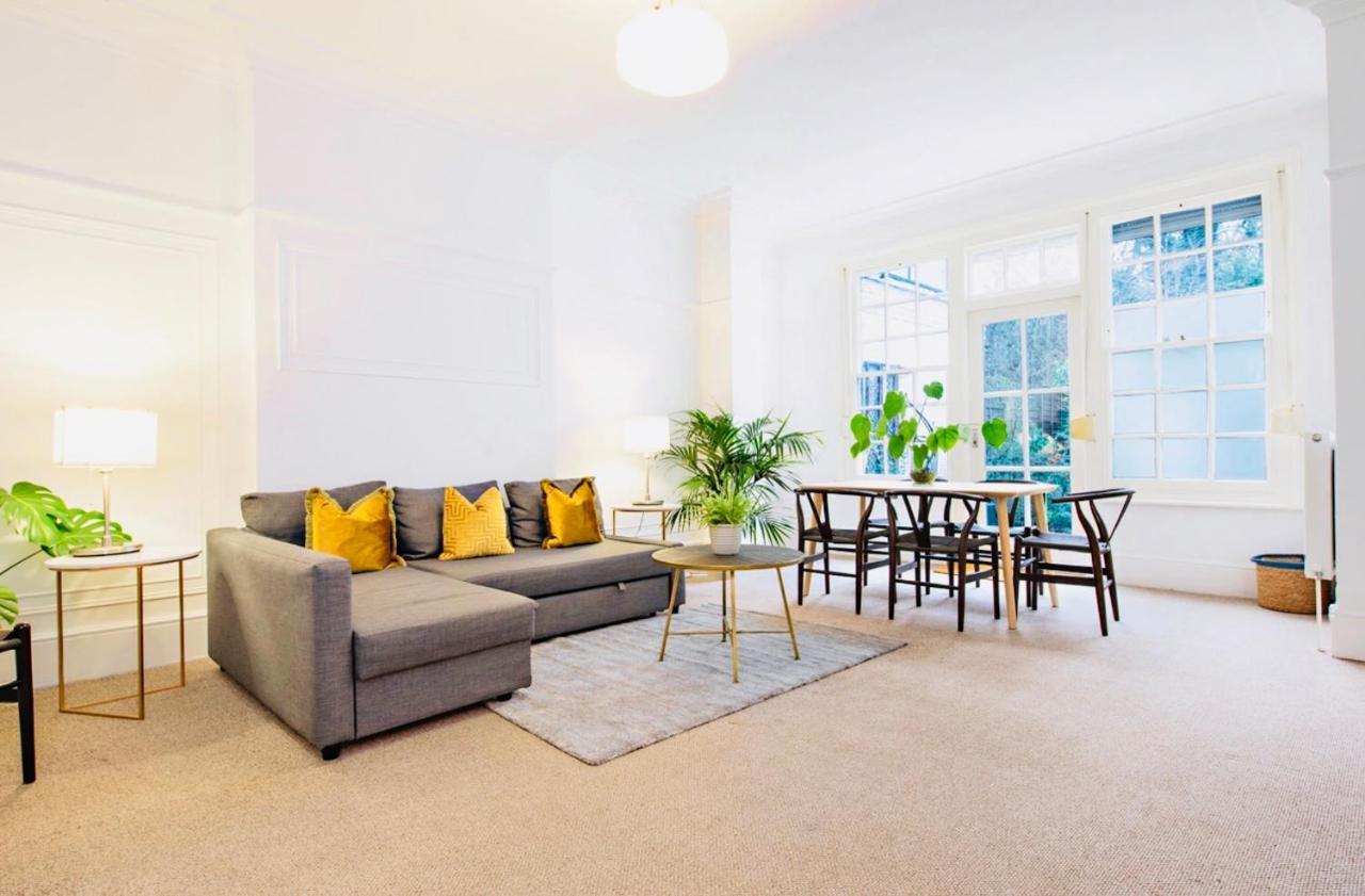 Spacious & Charming Garden Flat -Zone 2- Great For Central London Access エクステリア 写真